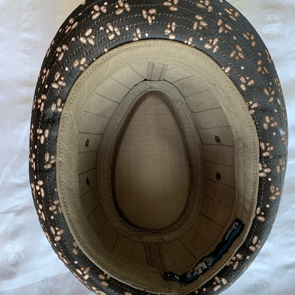 Beautiful gold and black celebrity Goorin fedora - Picture 4 of 12